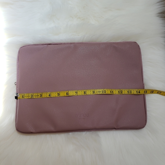 GUESS SLIM PINK LAPTOP BAG - Picture 4 of 6